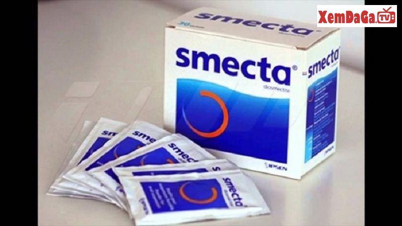 chữa bệnh gà uống nhiều nước